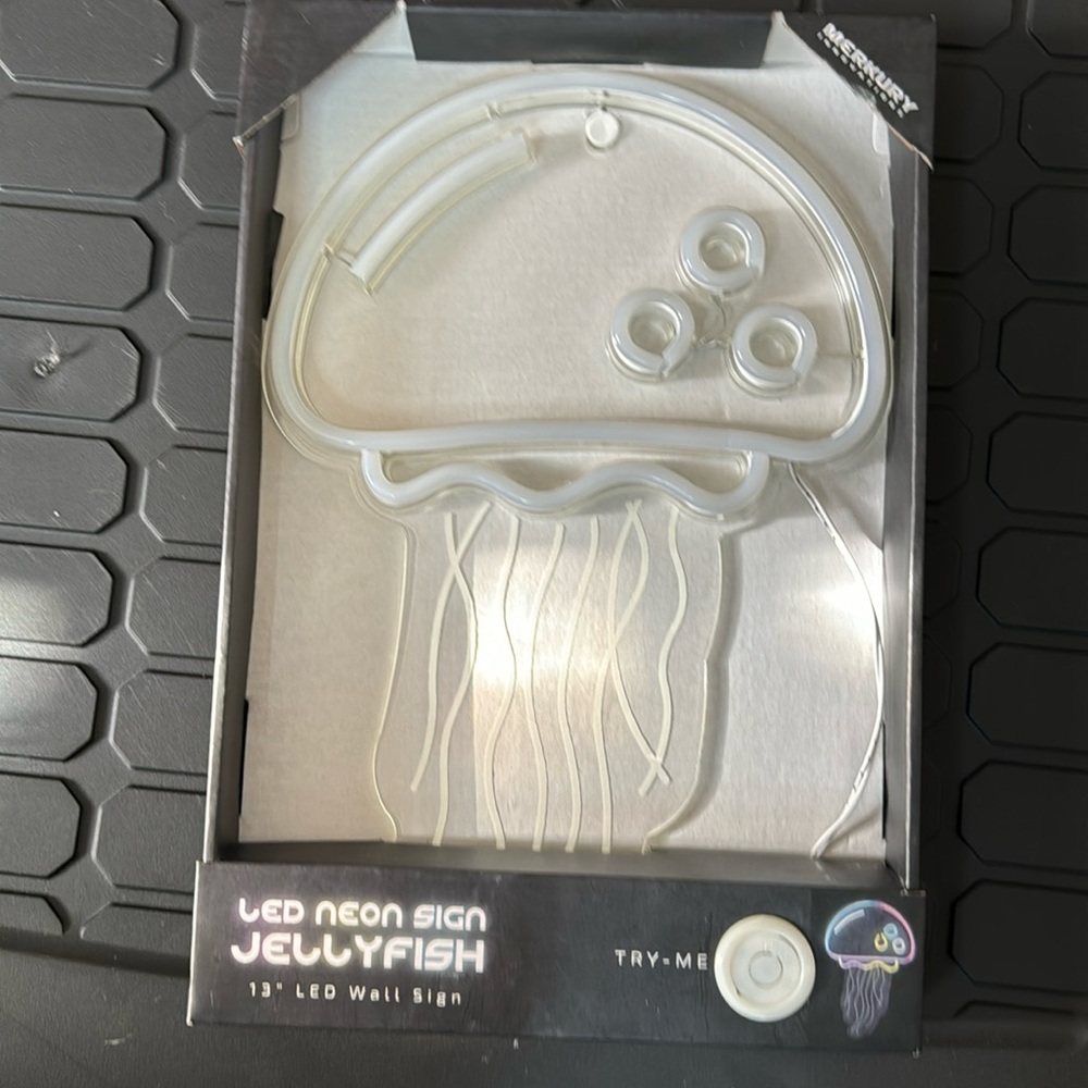 LED neon sign jellyfish new